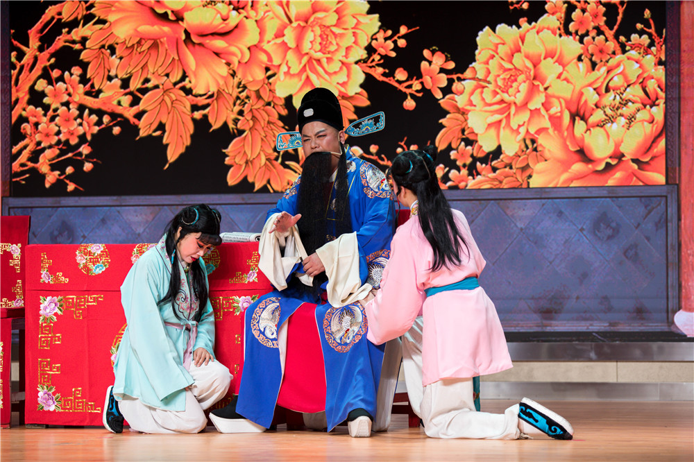 1605517364233076301.jpg 2020-11鏈_3鐪佷氦閫_楂橀泤鑹烘湳杩涙牎鍥_DLWY5250_副本.jpg